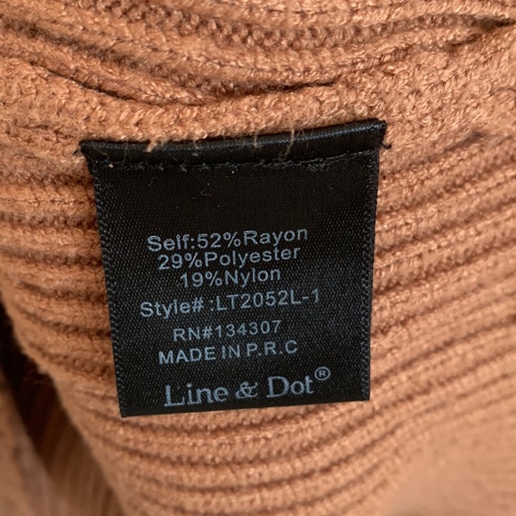 Line & Dot Mock Neck Sweater - Picture 6 of 6